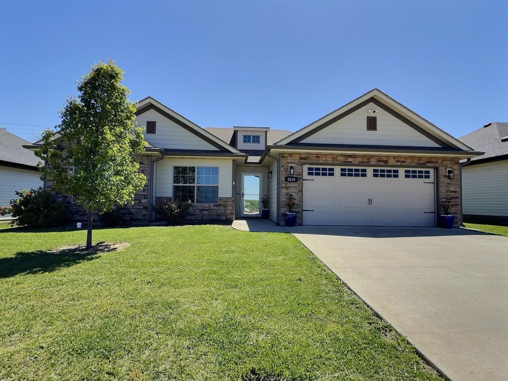 3510 NAPOLI DR, Columbia, MO 65202