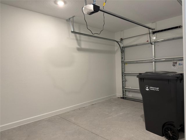 7614 DEER VALLEY CIRCLE, Tampa, FL 33635