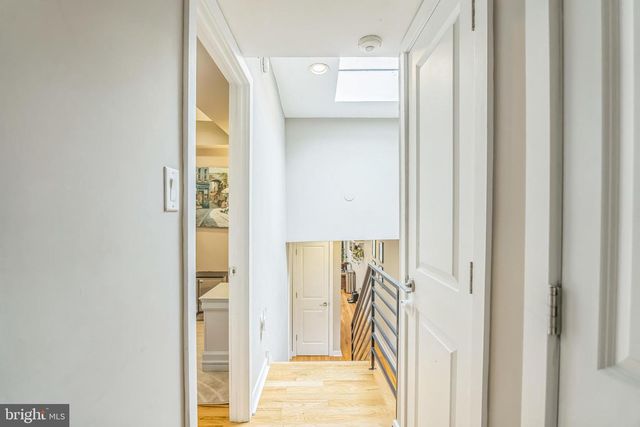 1522 Mount Vernon St Apt 3, Philadelphia, PA 19130