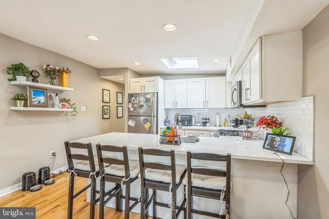 1522 Mount Vernon St Apt 3, Philadelphia, PA 19130
