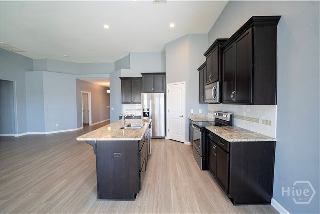 190 Brickhill Circle, Savannah, GA 31407