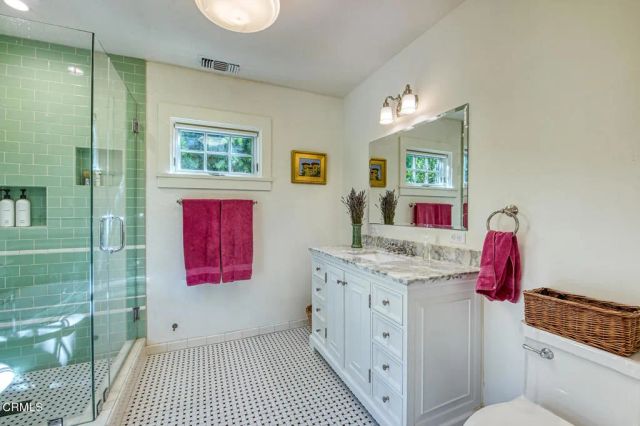 1881 Paloma Street, Pasadena, CA 91104