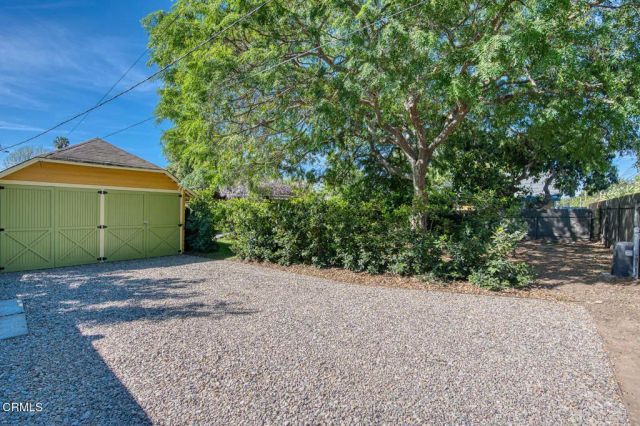 1881 Paloma Street, Pasadena, CA 91104