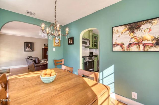 1881 Paloma Street, Pasadena, CA 91104