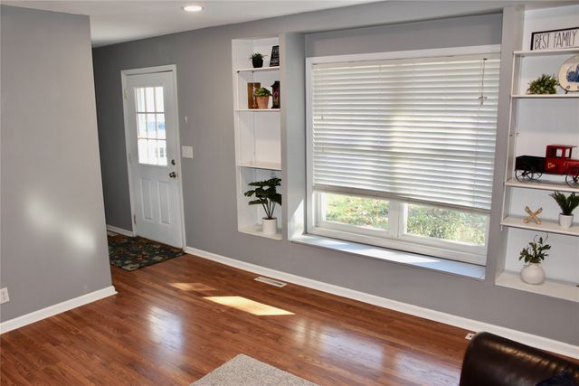 1323 Wisconsin Circle, Ames, IA 50014