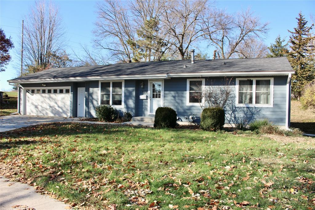 1323 Wisconsin Circle, Ames, IA 50014