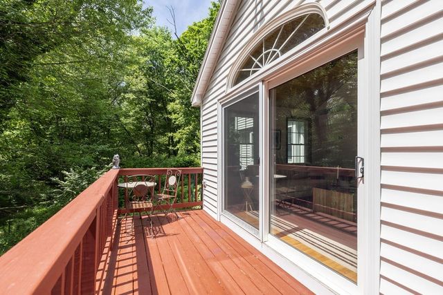 21 Vanderbelt Rd, Acton, MA 01720