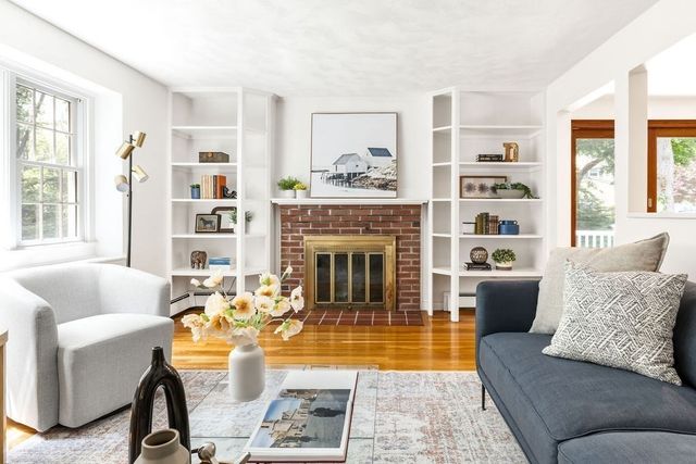 21 Vanderbelt Rd, Acton, MA 01720