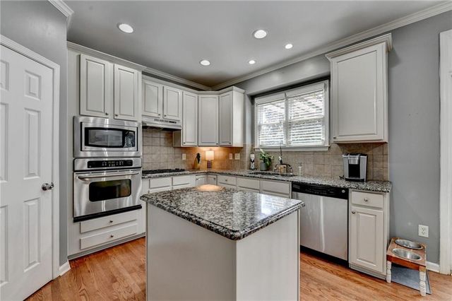7010 Hampton Creek Drive, Cumming, GA 30041