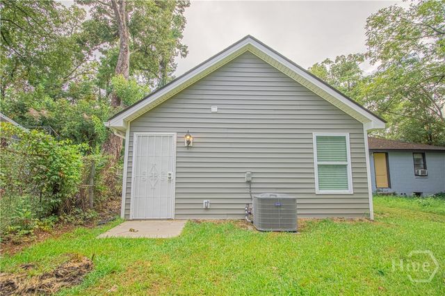 22 Nelson Street, Savannah, GA 31415