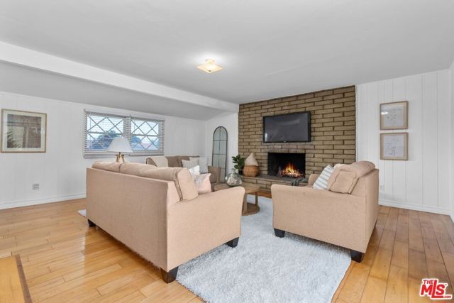 1049 Newhill Street, Glendora, CA 91741