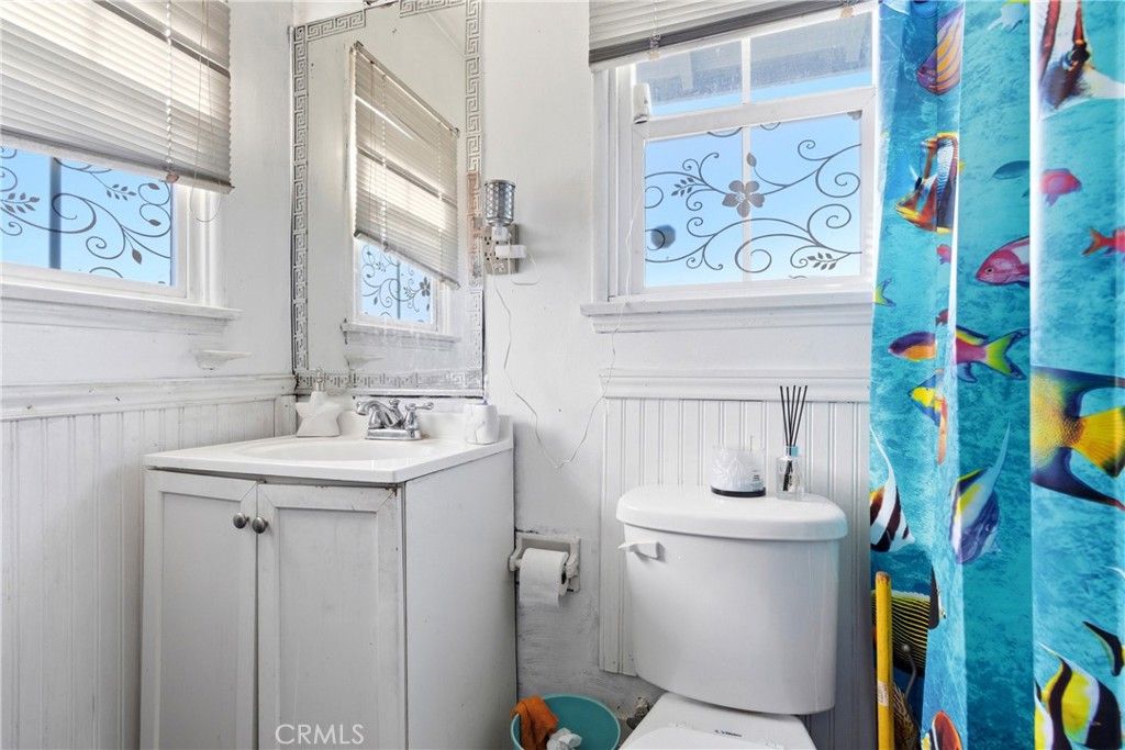 Image 21 of property listing at 3964 Palm, Lynwood, CA 90262