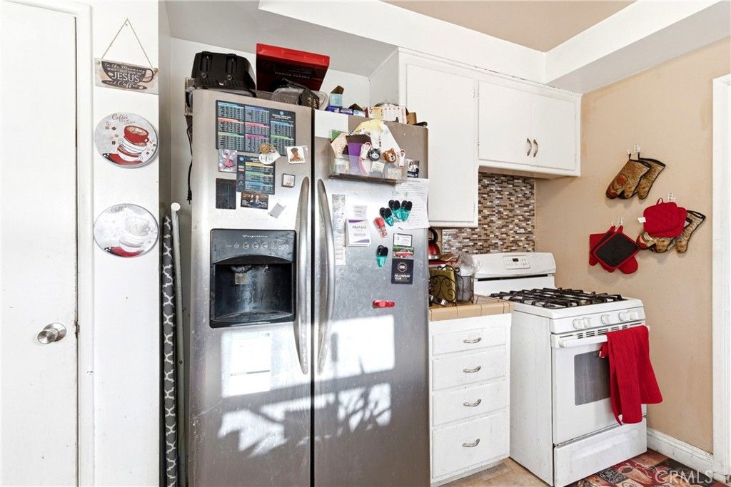 Image 23 of property listing at 3964 Palm, Lynwood, CA 90262