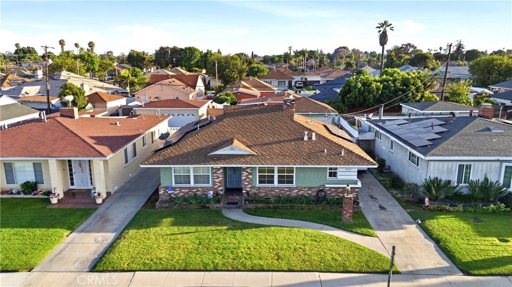 Image 4 of property listing at 3964 Palm, Lynwood, CA 90262