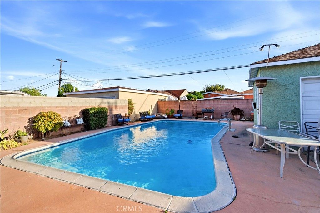 Image 6 of property listing at 3964 Palm, Lynwood, CA 90262