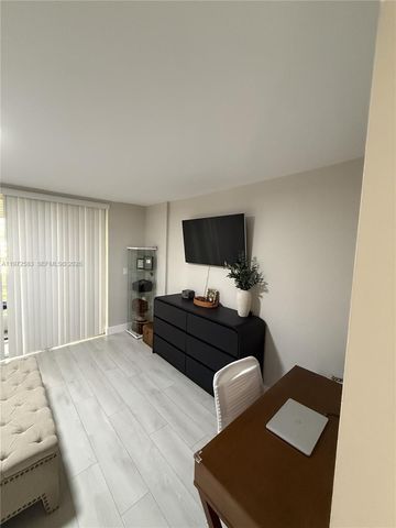 7582 NW 86th Ter 104, Tamarac, FL 33321