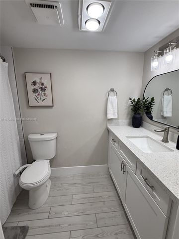 7582 NW 86th Ter 104, Tamarac, FL 33321