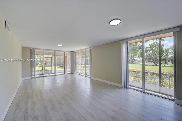 7582 NW 86th Ter 104, Tamarac, FL 33321