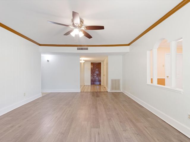 424 Bluebonnet Trail, Garland, TX 75043