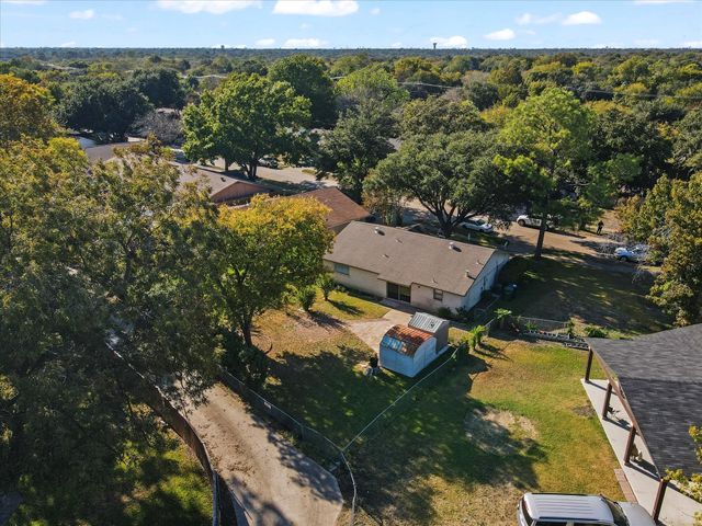 424 Bluebonnet Trail, Garland, TX 75043