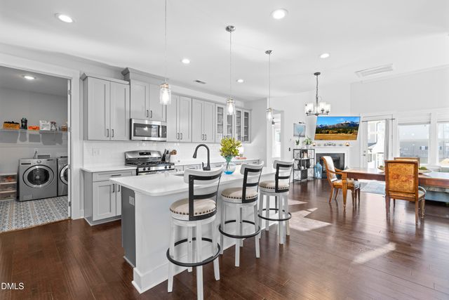 931 Haybeck Lane, Apex, NC 27523