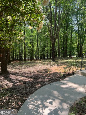 286 Nowhere Road, Athens, GA 30601