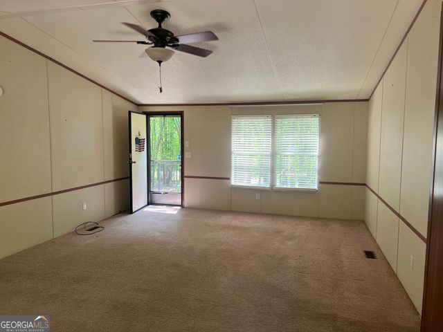 286 Nowhere Road, Athens, GA 30601