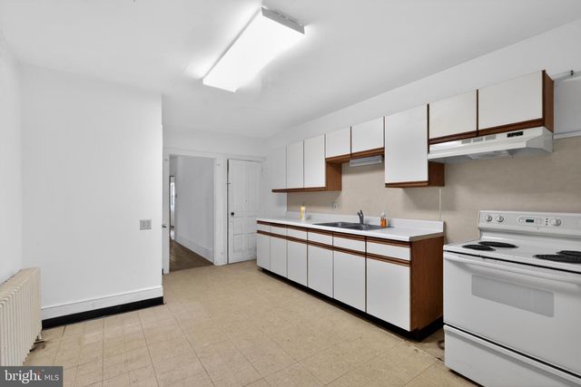 250 KOLB RD, Spring City, PA 19475