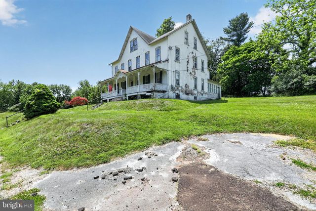 250 KOLB RD, Spring City, PA 19475
