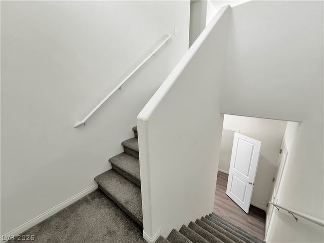 9984 Indigo Cliffs Street, Las Vegas, NV 89141