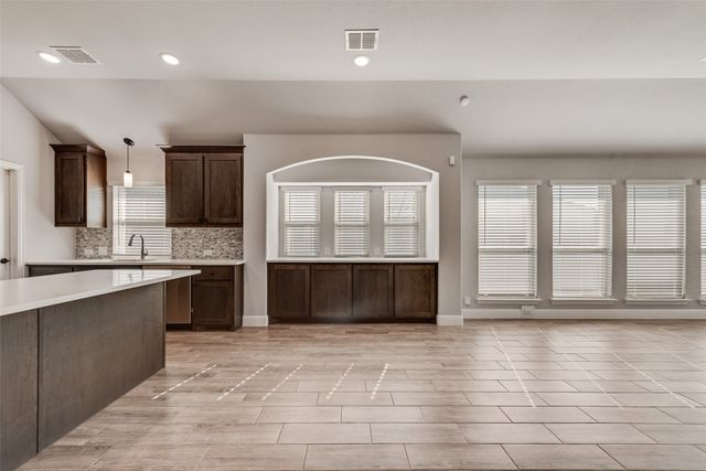 1312 Elk Ridge Drive, Crowley, TX 76036