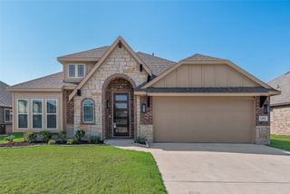 1312 Elk Ridge Drive, Crowley, TX 76036