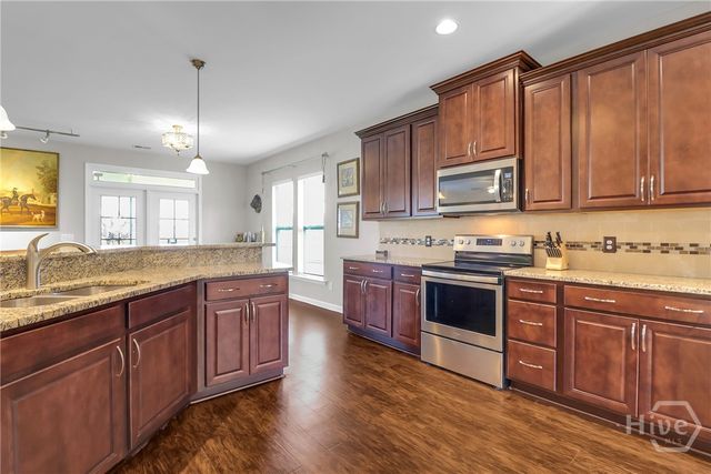 225 Willow Point Circle, Savannah, GA 31407