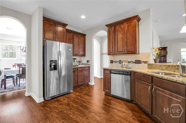 225 Willow Point Circle, Savannah, GA 31407