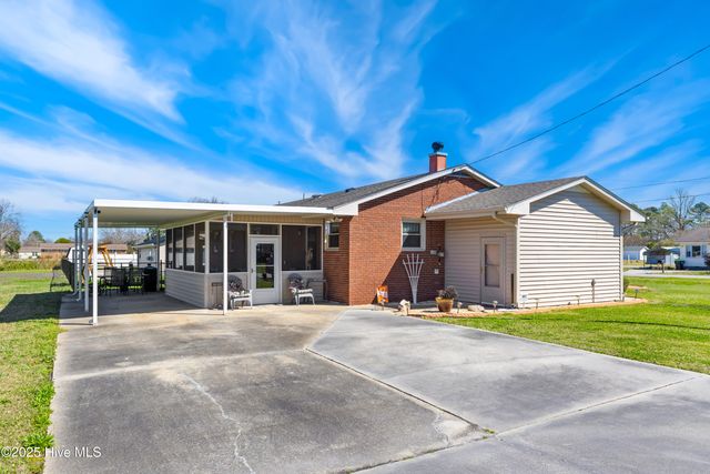 222 Orange Street, Kinston, NC 28504