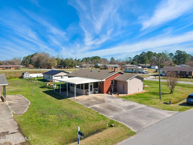222 Orange Street, Kinston, NC 28504
