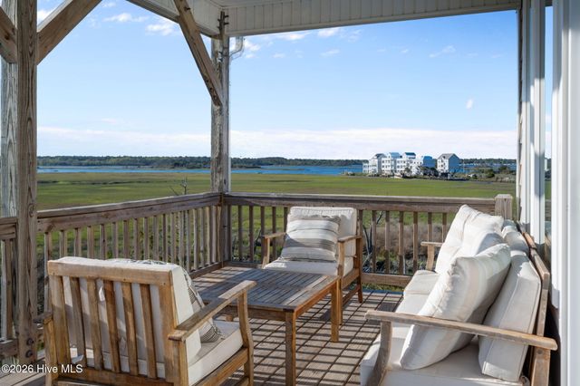331 Oceanaire Lane, Holly Ridge, NC 28445