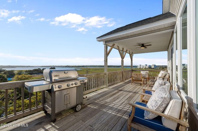 331 Oceanaire Lane, Holly Ridge, NC 28445