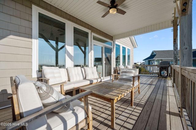 331 Oceanaire Lane, Holly Ridge, NC 28445