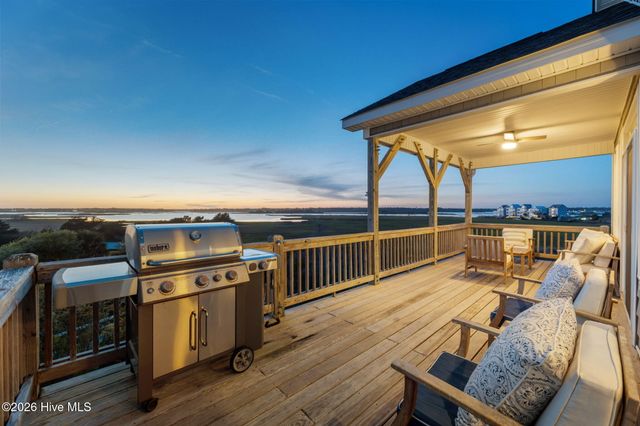 331 Oceanaire Lane, Holly Ridge, NC 28445