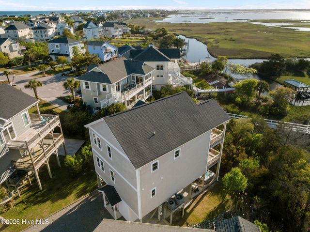 331 Oceanaire Lane, Holly Ridge, NC 28445