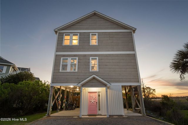 331 Oceanaire Lane, Holly Ridge, NC 28445