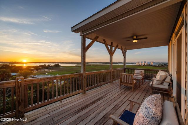 331 Oceanaire Lane, Holly Ridge, NC 28445