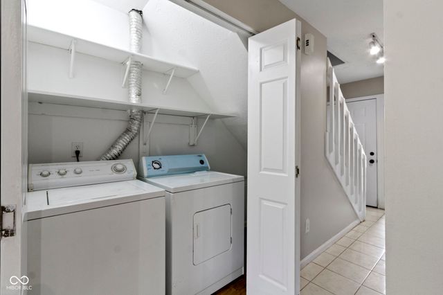 6047 Southbay Drive, Indianapolis, IN 46250