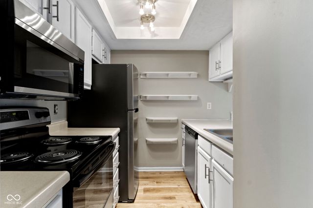 6047 Southbay Drive, Indianapolis, IN 46250