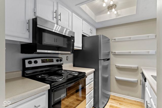 6047 Southbay Drive, Indianapolis, IN 46250
