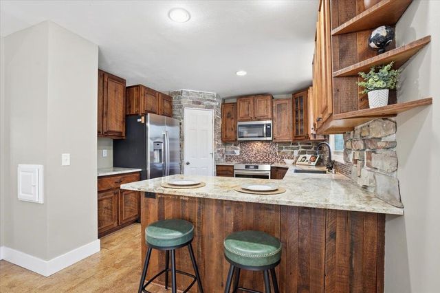 2502 Sara Road, Madison, WI 53711