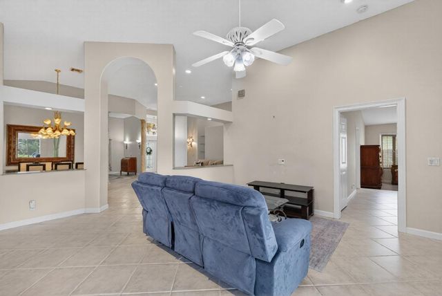 7423 Brunswick Circle, Boynton Beach, FL 33472