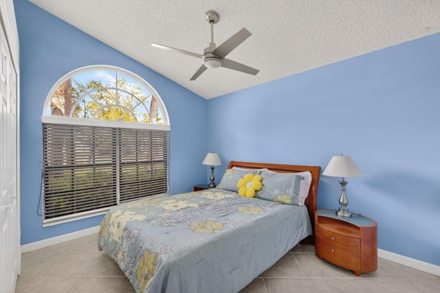 7423 Brunswick Circle, Boynton Beach, FL 33472