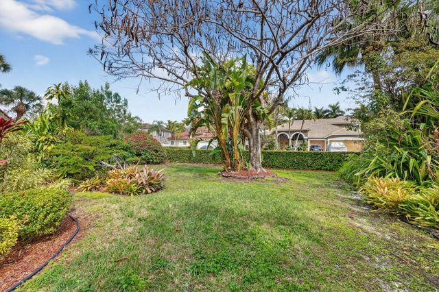 7423 Brunswick Circle, Boynton Beach, FL 33472